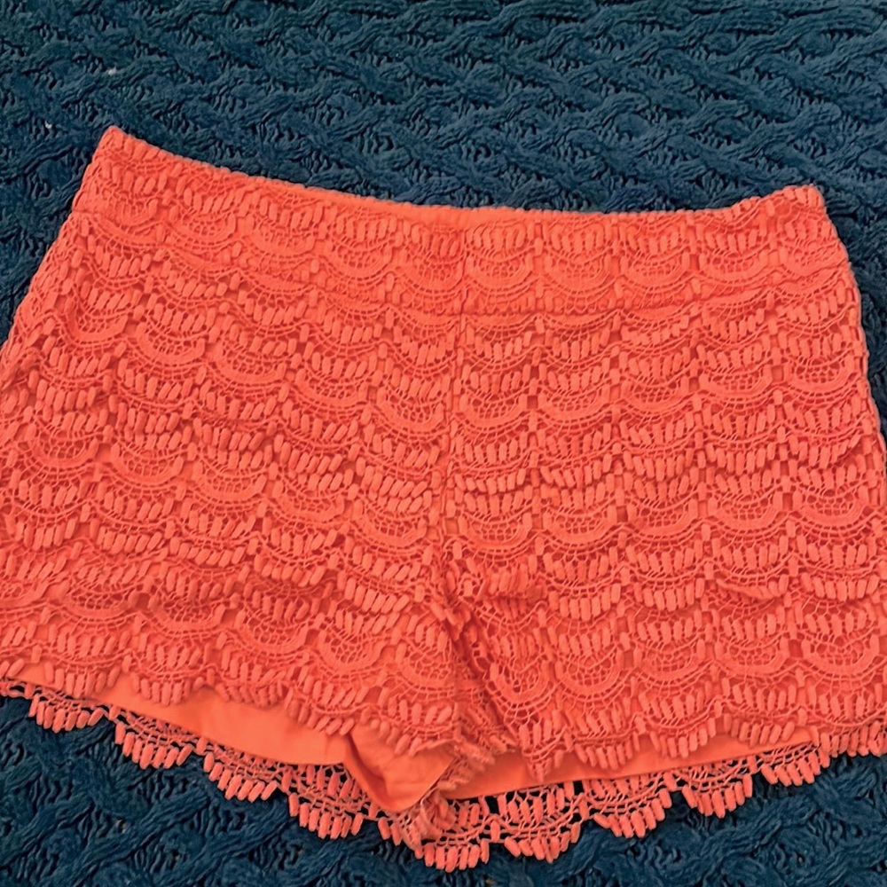 Lace pink shorts